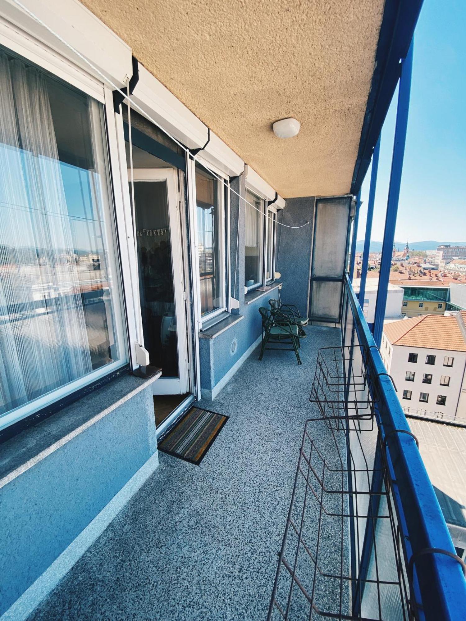 Ljubljana Center With A Castle View, Parking Apartman Kültér fotó