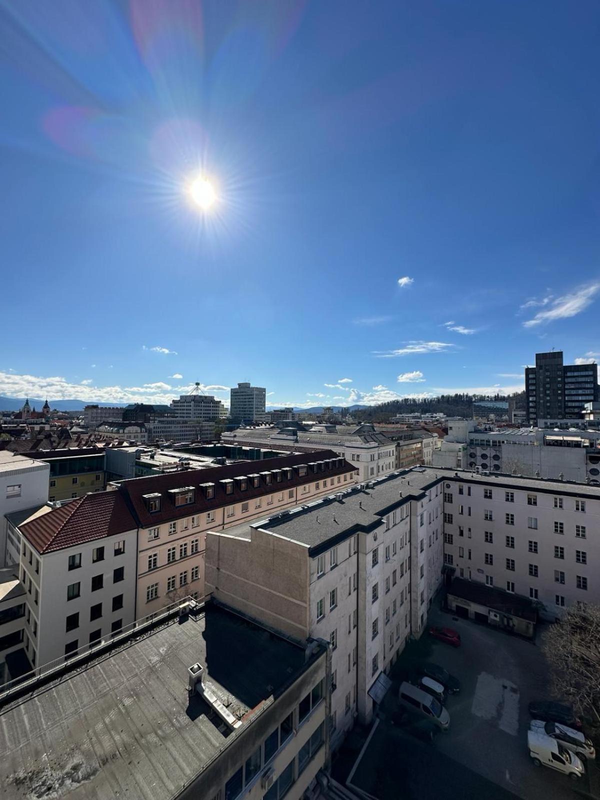 Ljubljana Center With A Castle View, Parking Apartman Kültér fotó
